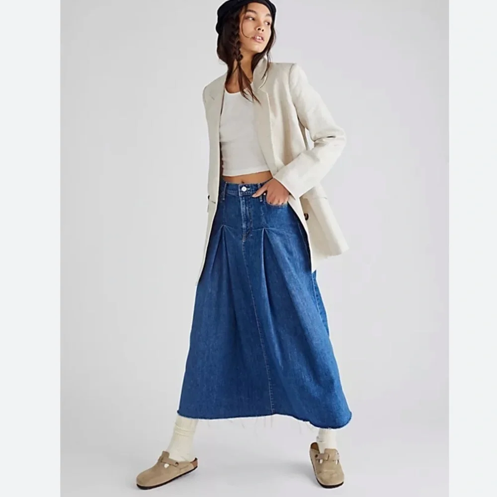 Mother jeans free people the pleated maxi skirt fray size